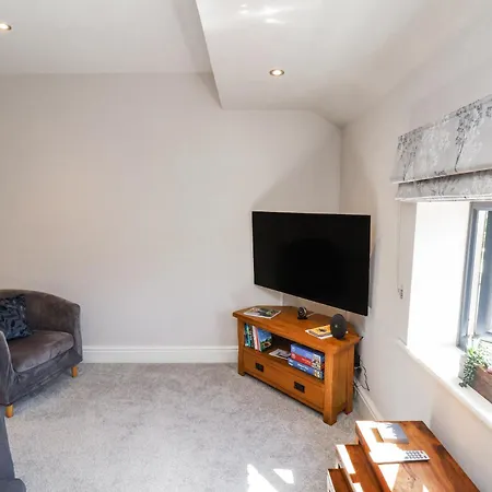 Pippin Apartment